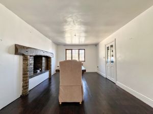 Photo 7- click for photo gallery